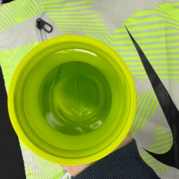 Nike Drawstring Backpack neon Water Bottle cinch top graphic print - Picture 6 of 9